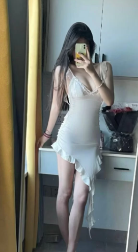 想闻女性最深处，最亲密的味道吗？姐姐出原味，什么都有，袜子4335 作者:我是本性 帖子ID:915 