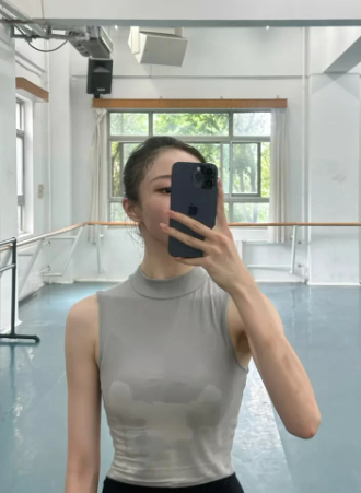 暴汗舞蹈鞋、舞蹈服、舞蹈袜，可验证3185 作者:我是本性 帖子ID:910 