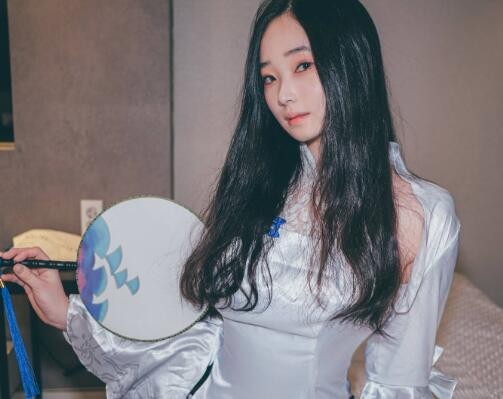 [美女写真] [韩国网红Bambi밤비写真32套合集 [14G]【百度网盘下载】2282 作者:我是本性 帖子ID:1645 美女,Bambi